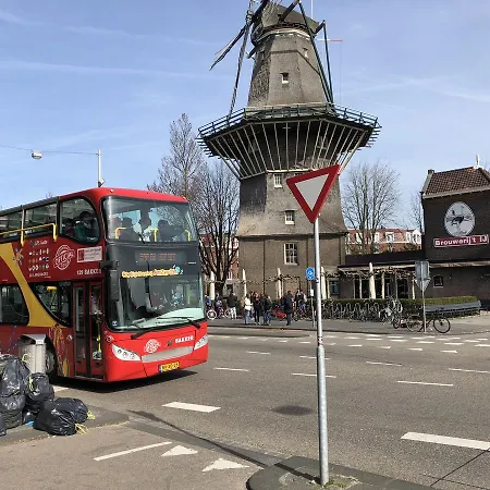 Gæstehus Houseboat 4*