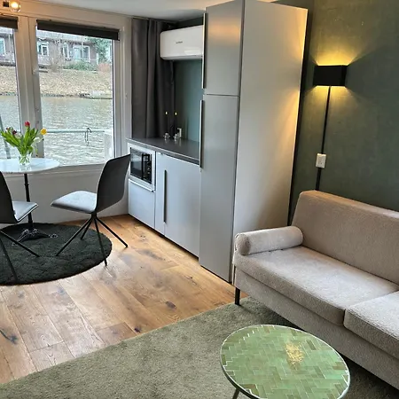 Luxury On Robs Houseboat Special For Couples * Amsterdam