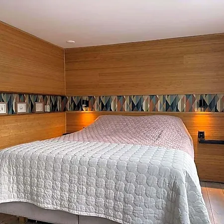 Houseboat 4* Amsterdam