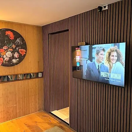 Houseboat 4* Amsterdam